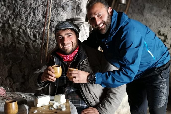 Half-Day Private Amalfi Coast Path of the Gods Hike with Lunch - Suitable for Most Travelers: Fitness and Accessibility