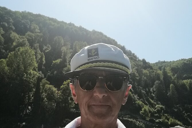 half day private boat tour on Lake Como - The Historic Villa Pliniana in Torno