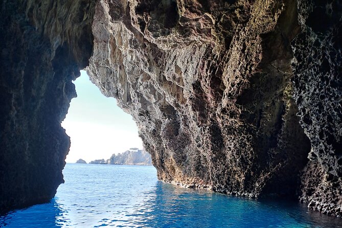 Half Day Private Guided Boat Tour in Taormina - Key Points