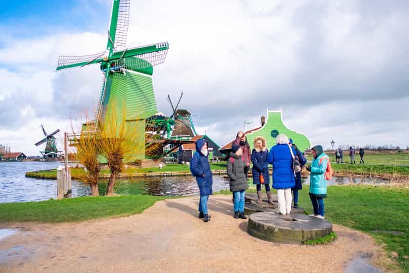 Half-Day Private Guided Sightseeing Tour of Zaanse Schans - Discovering the Secrets of the Windmills and Local Legends