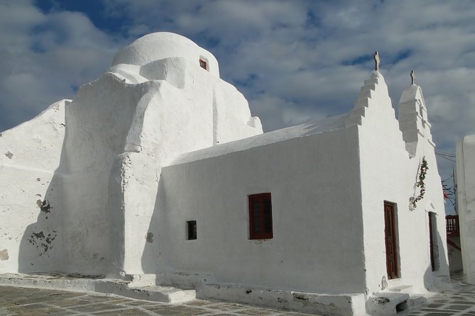 Half-Day Private Guided Tour in Mykonos - Starting the Tour from Mykonos Town and Its Charming Labyrinths