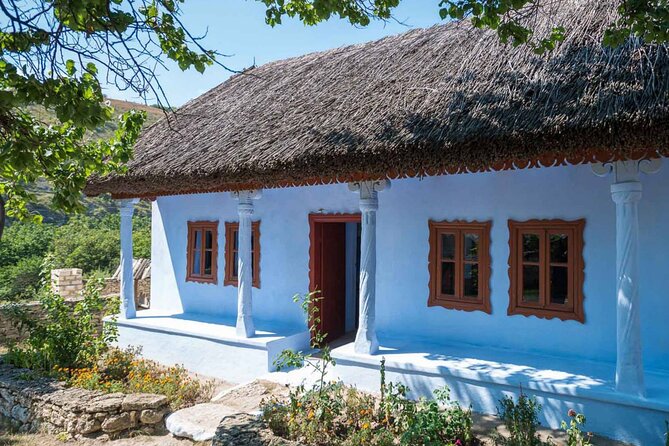 Half-Day Private Guided Tour of Orheiul Vechi and a Farmhouse - Key Points
