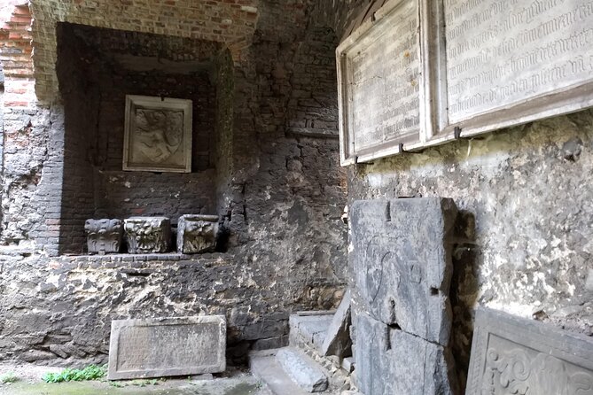 Half-Day Private Highlights and Hidden Gems of Ghent Tour - Het Groot Vleeshuis: Medieval Meat Hall