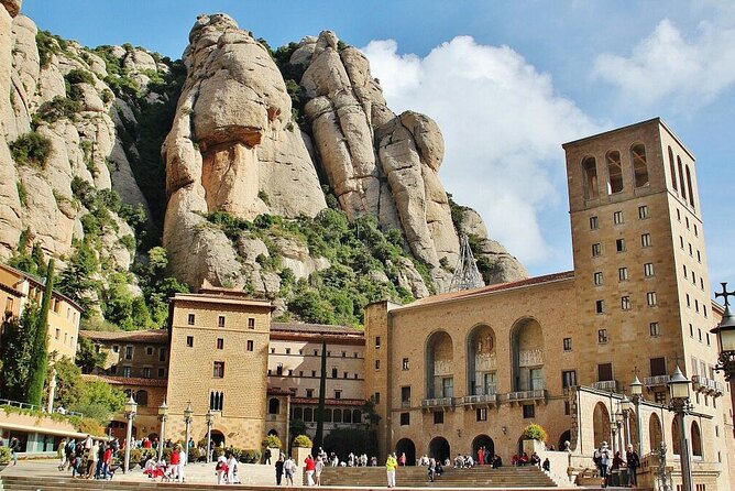 Half Day Private Montserrat Tour - Flexible Stops for Photos and Scenic Views