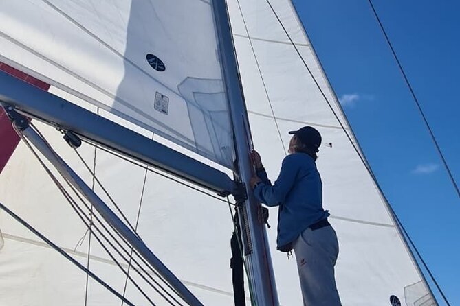 Half day Private Sailing cruise in Santorini island up to 6 pax - Why This Tour Is a Top Choice for Small Groups