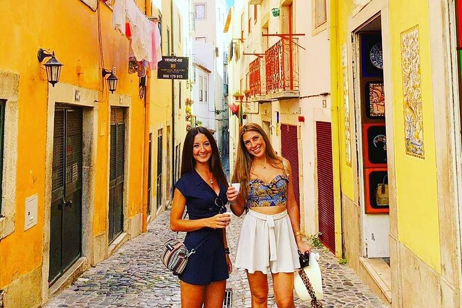 Half day Private Tour 4h Historical Lisbon Center w/ Tasting - Savoring the Original Pastéis de Belém