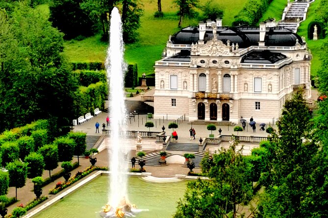 Half Day Private Tour Linderhof Castle & Oberammergau incl Ettal - Explore the Bavarian Royal Castles and Villages in One Private Tour