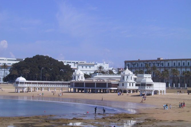 Half-Day Private Tour of Cadiz with pick up and drop off - Visiting the Ruins of Cádiz’s Roman Theatre from Outside Viewpoints