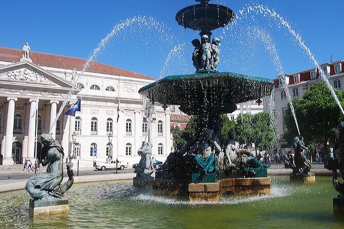 Half day private tour of Lisbon - Comfort and Convenience with Mercedes Benz Vehicles
