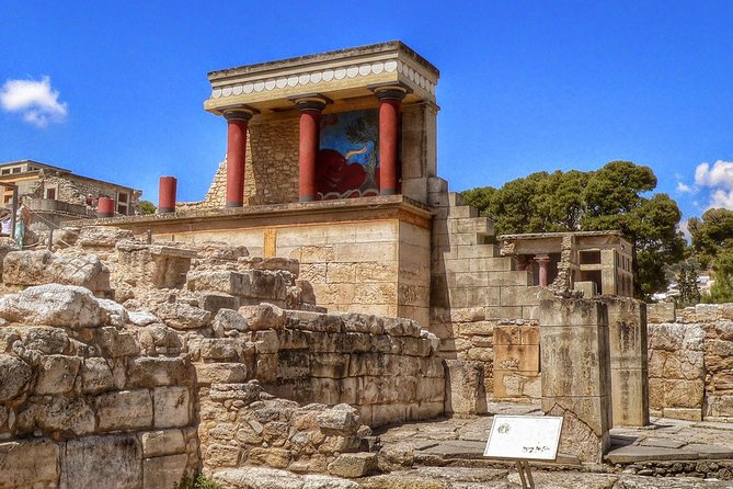 Half Day Private Tour to Knossos Palace (Skip the line) & Panoramic City Tour - Exploring Knossos Palace: The Heart of Minoan Crete