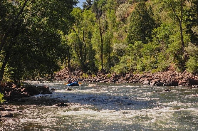 Half Day Roaring Fork Rafting - Equipment and Comfort Features