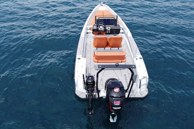 Half Day Saxdor Boat Rental in Santorini - Key Points