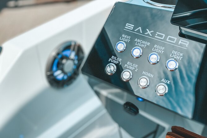 Half Day Saxdor Boat Rental in Santorini - Flexibility with Morning and Afternoon Options