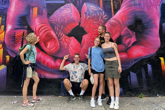 Half-Day Sightseeing Tour of Brooklyn - South Williamsburg: A Jewish Orthodox Community