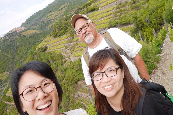 Half Day Small Group Hike to Portovenere with Local Guide - The Experience of a Guided Coastal Trek with Trekguyd