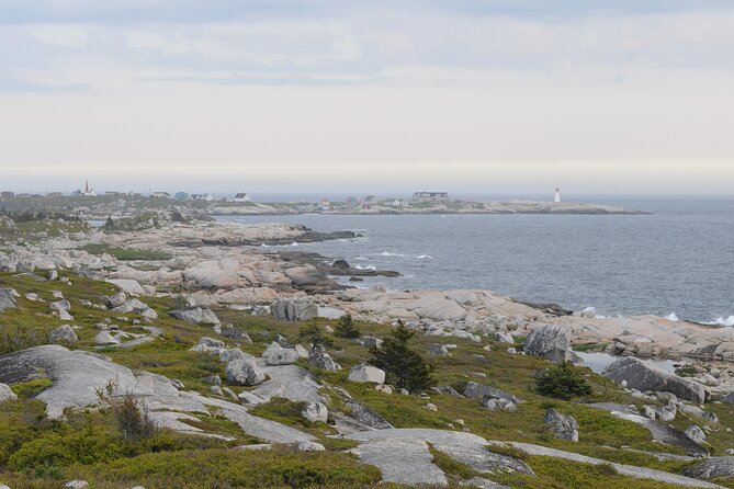 Half Day Small Group Tour in Peggy's Cove and Titanic Cemetery - Practical Tips for the Tour Experience