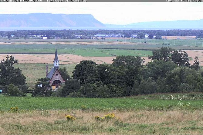 Half-Day Small-Group Tour of Annapolis Valley - Hall’s Harbour: Seafood and Bay of Fundy Views