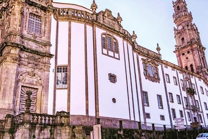 Half-day small group tour of Porto city with wine tasting - Logistics and Practical Details