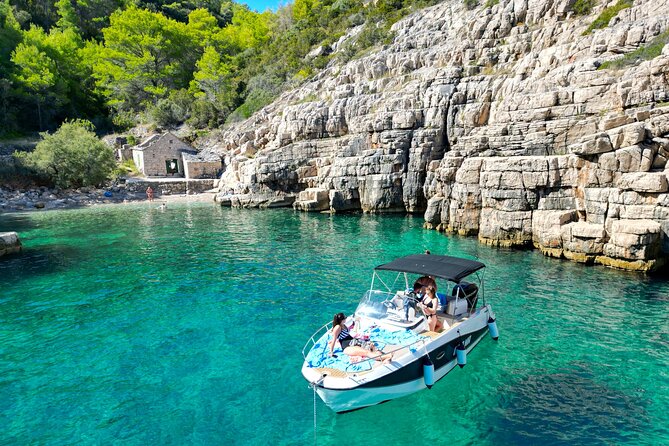 Half-day Speedboat Tour: Explore Hidden Gems of Hvar Island - Mala Stiniva Bay: A Picturesque Cliffs and Crystal Waters
