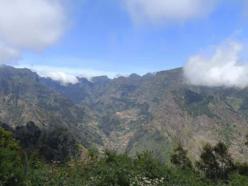 Half Day Tour 4x4 Camara de Lobos Glass Botton View - Limitations and Considerations