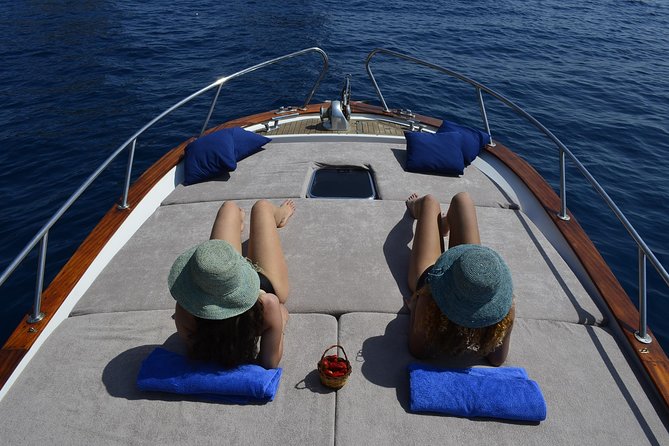 Half day tour of Capri by private boat - Snorkeling, Swimming, and Refreshments on Board