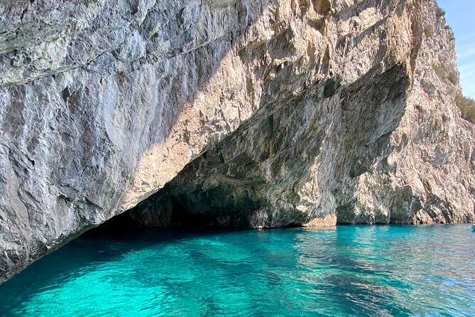 Half day tour of Capri by private boat - Ease of Booking and Meeting Arrangements