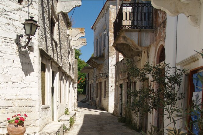 Half-Day Tour of Naxos Island (up to 7 pax) - Discover Naxos on a Private Half-Day Tour for $139.33