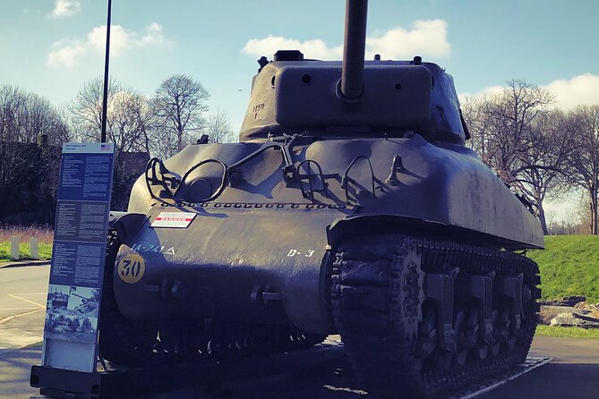 Half-day tour of Omaha Sector with a professional guide - Pointe du Hoc: Cliffs of Courage and History