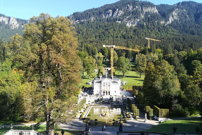 Half day tour private from Munich to Neuschwanstein Castle - The Enchanting Town of Oberammergau
