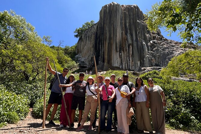 Half-Day Tour to Explore Hierve el Agua - Transportation and Comfort: Modern Vehicles and Small Groups