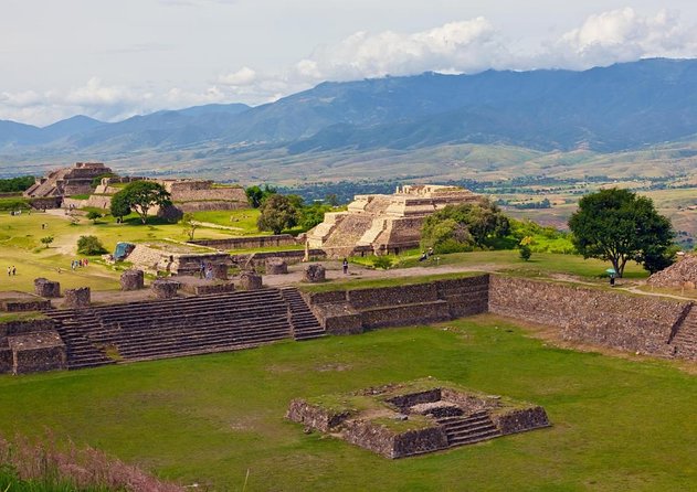Half day tour to Monte Albán - Explore Monte Albán, a UNESCO World Heritage Site, on a 4-hour guided tour from Oaxaca for only $30.22 per person