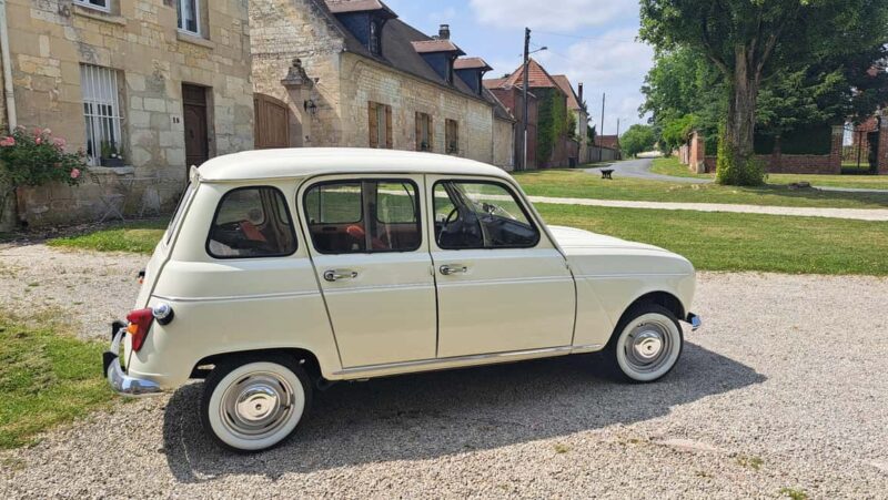 Half-day tours (without a driver) in a Renault 4L - Scenic Routes in the Oise Countryside with a Renault 4L