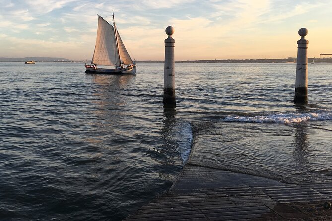 Half-Day Unforgettable Historical Lisbon on Tuk-Tuk - Discover Lisbon’s Medieval Hills and Moorish Roots