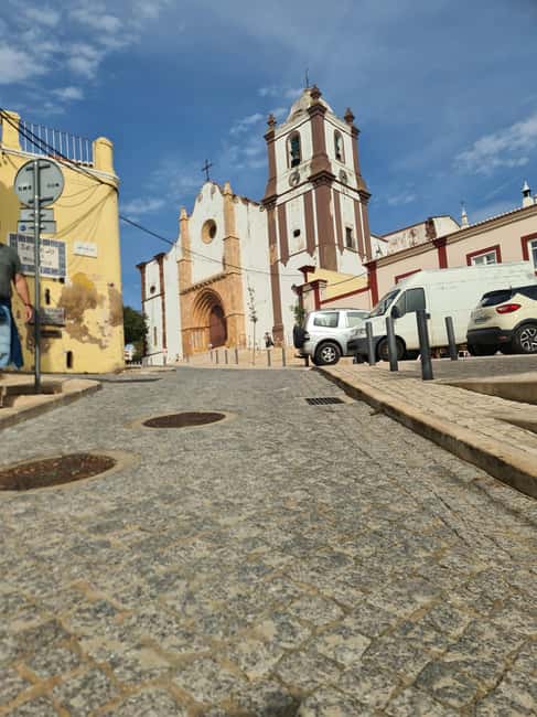 Half day, with local guide, hidden gems - The Sum Up: A Concise, Balancing Algarve’s Best in Four Hours