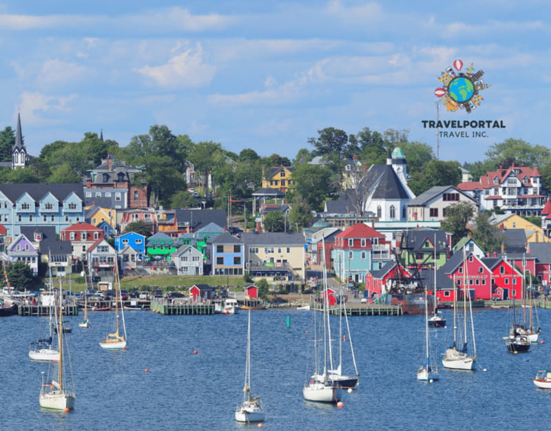 Halifax: Guided tour to Peggy's Cove, Lunenburg & - Discovering Lunenburg: UNESCO World Heritage Site and Historic Harbour