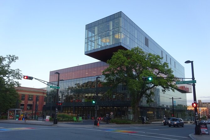 Halifax self-guided walking tour and scavenger hunt - Halifax City Hall, St Pauls Church, and Provincial Heritage Sites