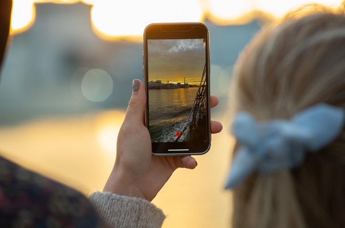 Halifax Sunset Cruise Ft. a Live Musician - Sunset and Photography Tips