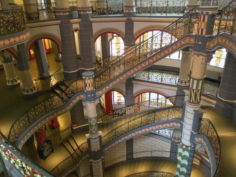 Halle (Saale): The Court Tour - Key Points