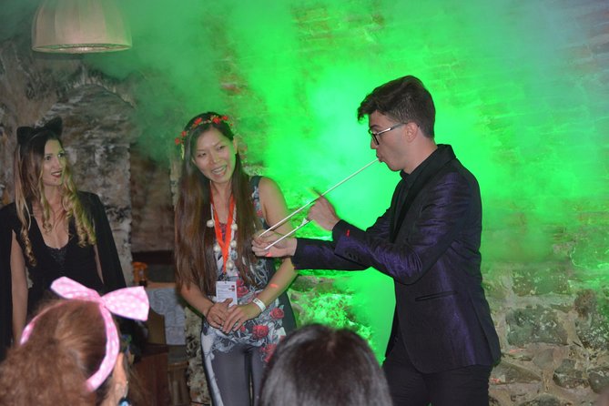 Halloween tour with 2 Halloween parties one at Bran Castle - Key Points