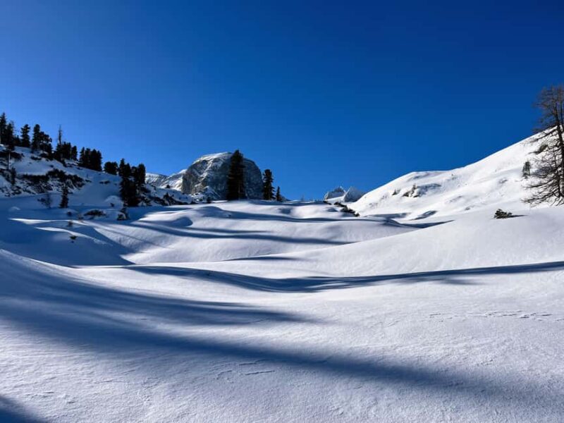 Hallstatt: Snowshoeing from Krippenstein to Zwölferkogel - The Optional Mountain Huts and Food Tasting