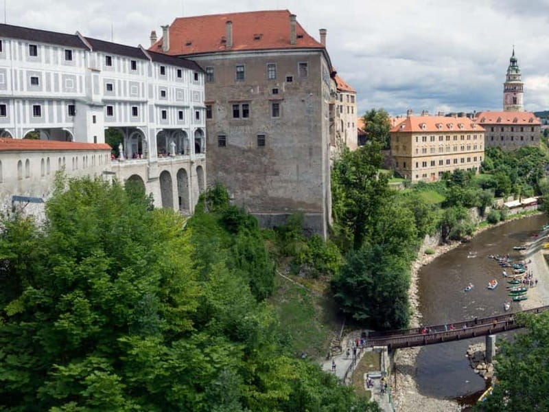 Hallstatt: Transfer to Prague via Cesky Krumlov with Tour - The Sum Up: A Practical and Enjoyable Way to Travel Between Hallstatt and Prague