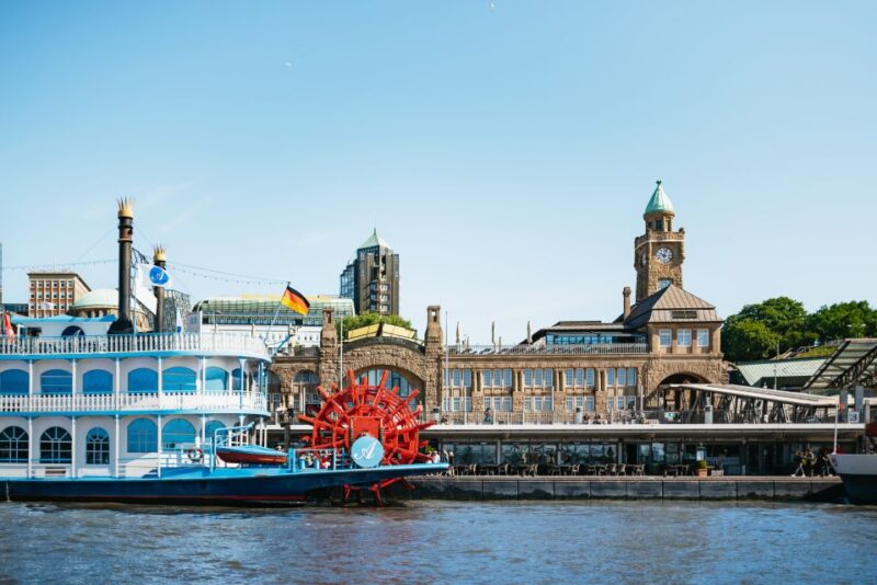 Hamburg: 1.5-Hour Harbor and Speicherstadt Day Cruise - Practical Tips for the Cruise