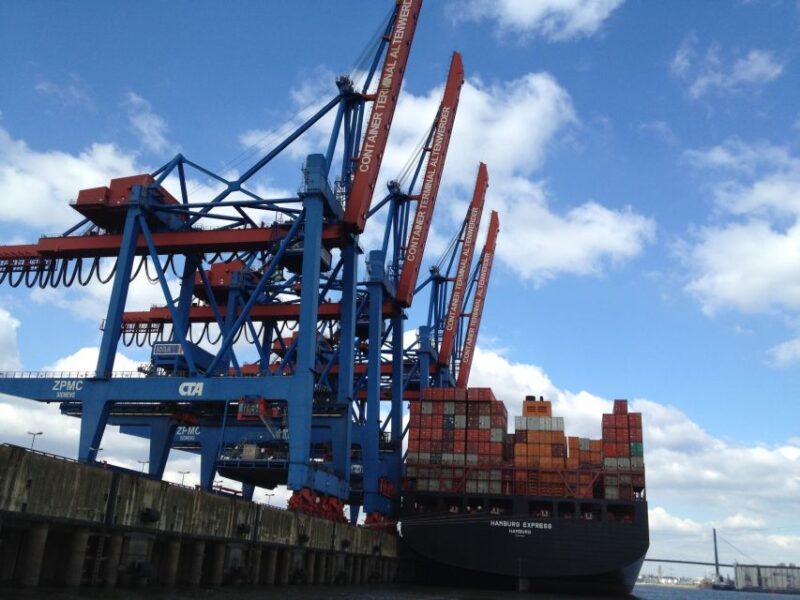 Hamburg: 1-Hour Harbor Cruise - Who Will Enjoy This Harbor Cruise?