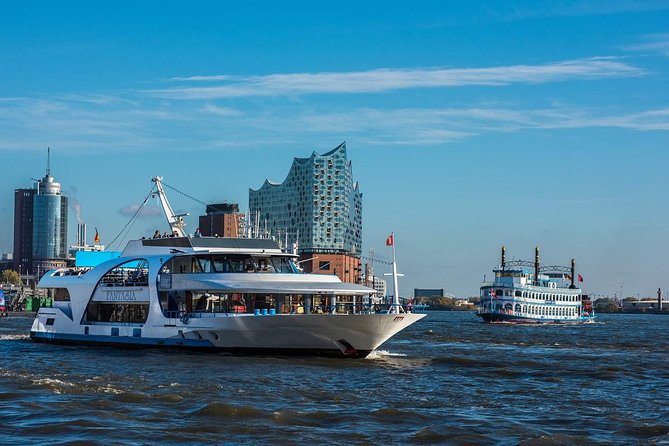 Hamburg: 1-hour harbor tour - Key Points