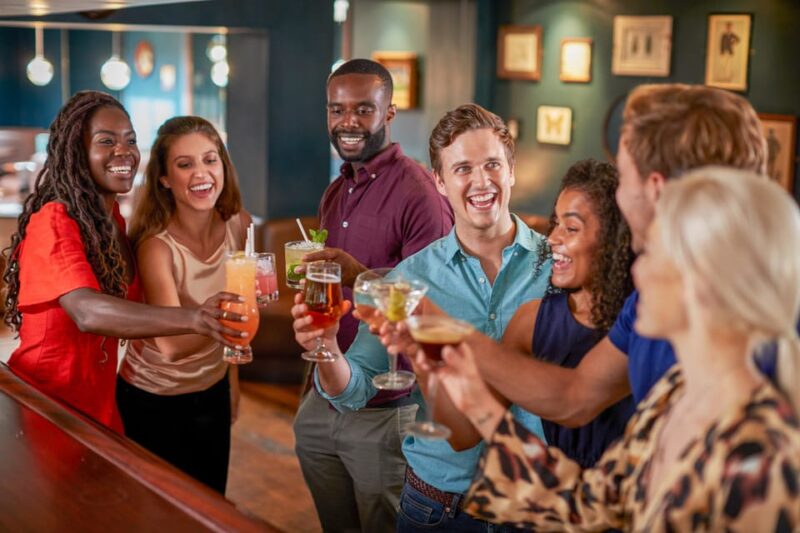 Hamburg: 2 Nights PubCrawl Party through the Reeperbahn - Starting Point on the Reeperbahn in Hamburg