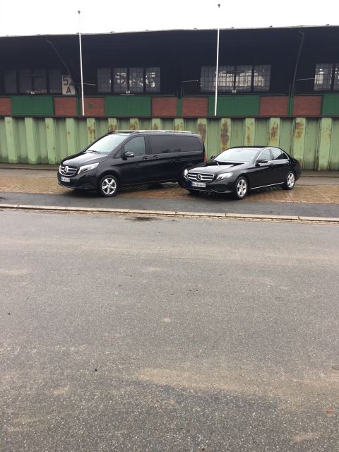 Hamburg: 3-Hour Limousine Tour with Driver-Guide - Hamburgs 3-Hour Limousine Tour with Driver-Guide: A Luxurious Way to Explore the Hanseatic City