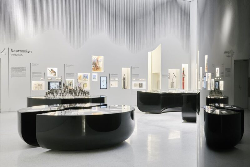 Hamburg: Admission Ticket The MONTBLANC HAUS - Practical Information for Visitors