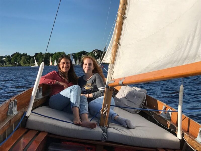 Hamburg: Alster River Sailing Tour on a 2-Masted Sailboat - Comparing This Tour to Similar Experiences in Hamburg
