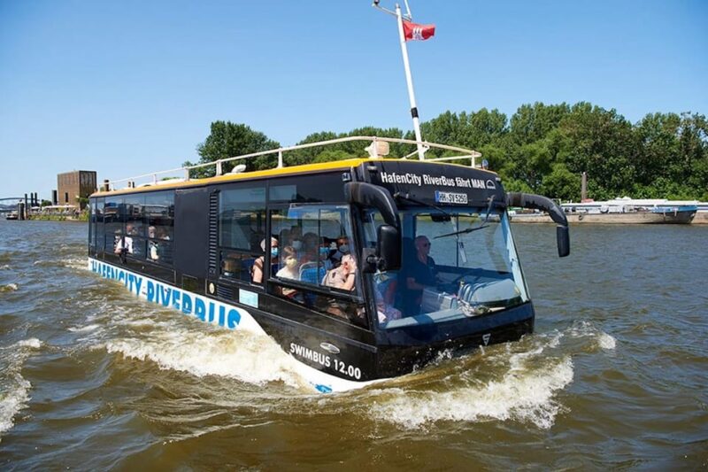 Hamburg: Amphibious River and Land Bus Ticket - Key Points