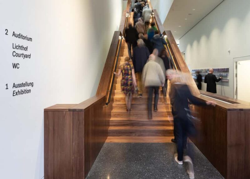 Hamburg: Bucerius Kunst Forum: Exhibition ticket for "Kinder, Kinder!" - Location and Accessibility in Hamburg